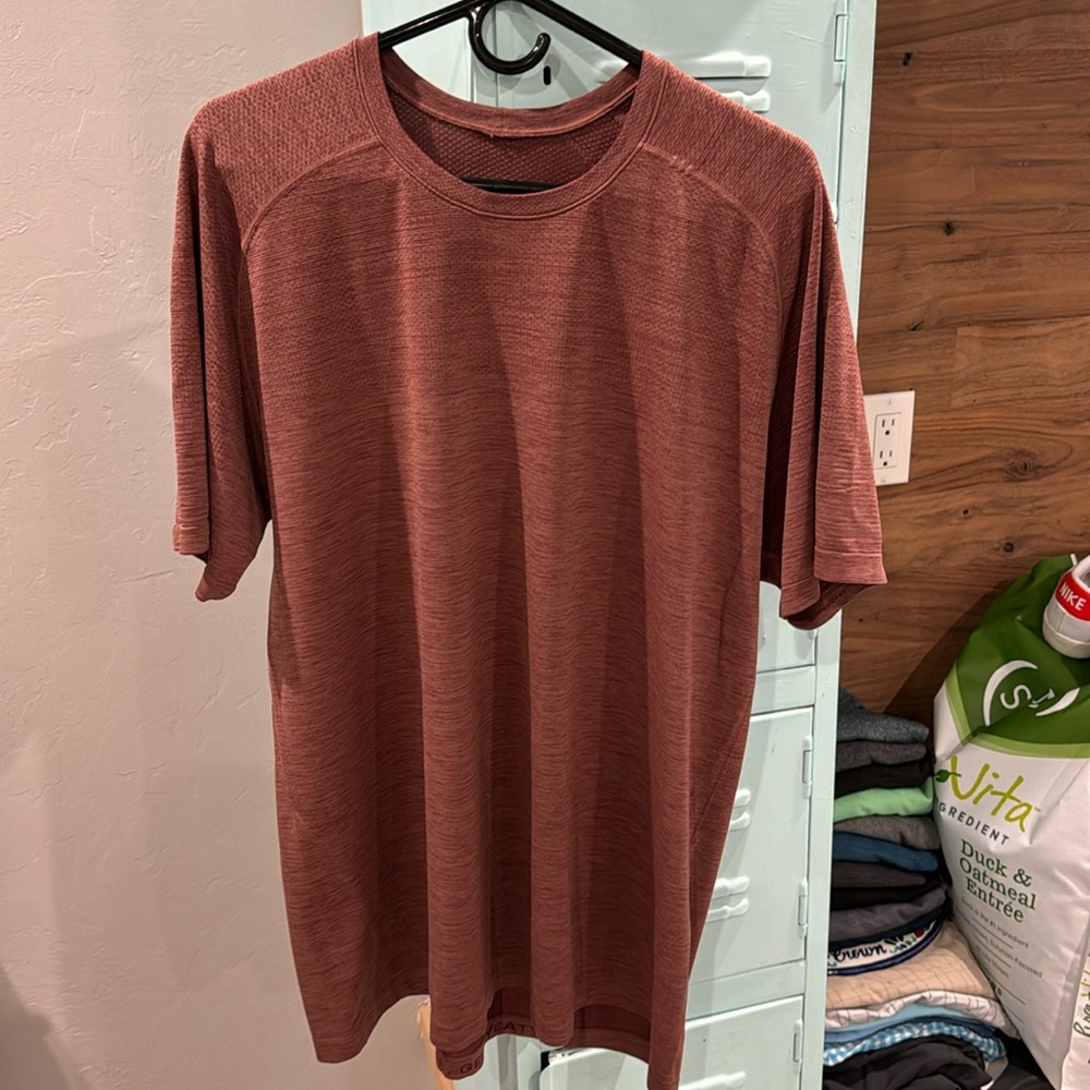 lululemon athletica metal vent tech Short Sleeve Tee - Rust Red